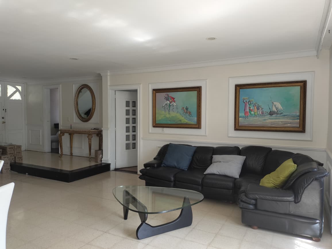 Palmas, Avenida Las Palmas, El Poblado, Medellín, Antioquia, Colombia - Photo 2