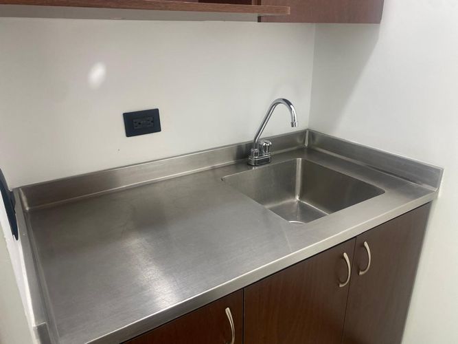 Oficina en arriendo en El Poblado, Medellín, 58 m² · foto 13 de 14