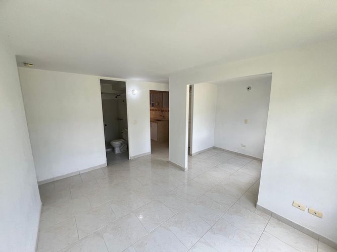 Apartamento de 2 alcobas en venta en Cd. Terranova, Jamundí, 60 m² · foto 5 de 16