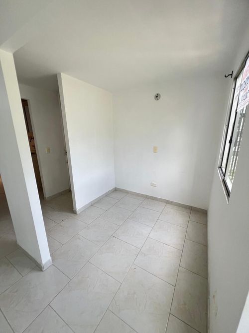 Apartamento de 2 alcobas en venta en Cd. Terranova, Jamundí, 60 m² · foto 7 de 16