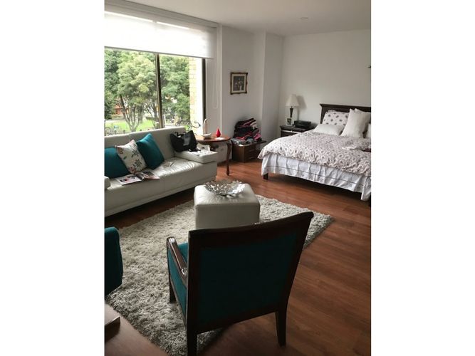 Apartamento de 4 alcobas en venta en Chicó Navarra, Bogotá, 285 m² · foto 4 de 24