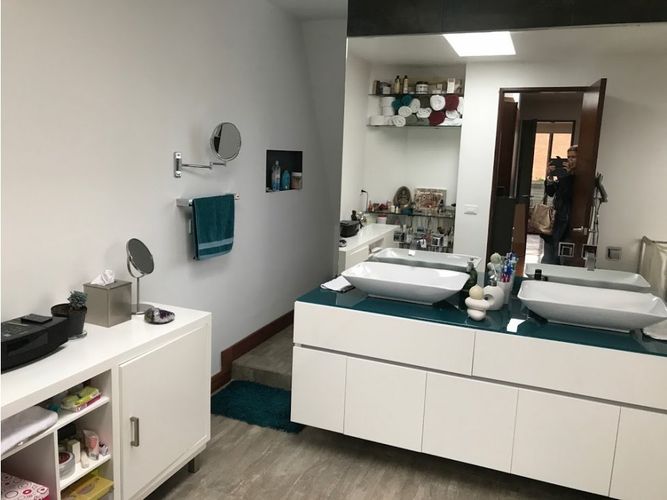 Apartamento de 4 alcobas en venta en Chicó Navarra, Bogotá, 285 m² · foto 14 de 24