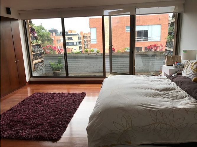 Apartamento de 4 alcobas en venta en Chicó Navarra, Bogotá, 285 m² · foto 23 de 24