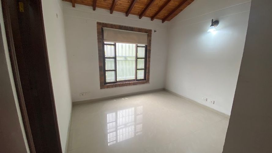 Casa de 5 alcobas en venta en La Españolita, Piedecuesta, 330 m² · foto 20 de 24
