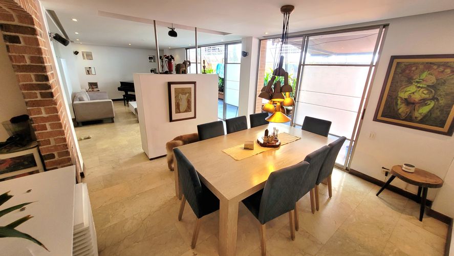 Casa de 3 alcobas en venta en Ciudad Jardin, Cali, 288 m² · foto 3 de 24