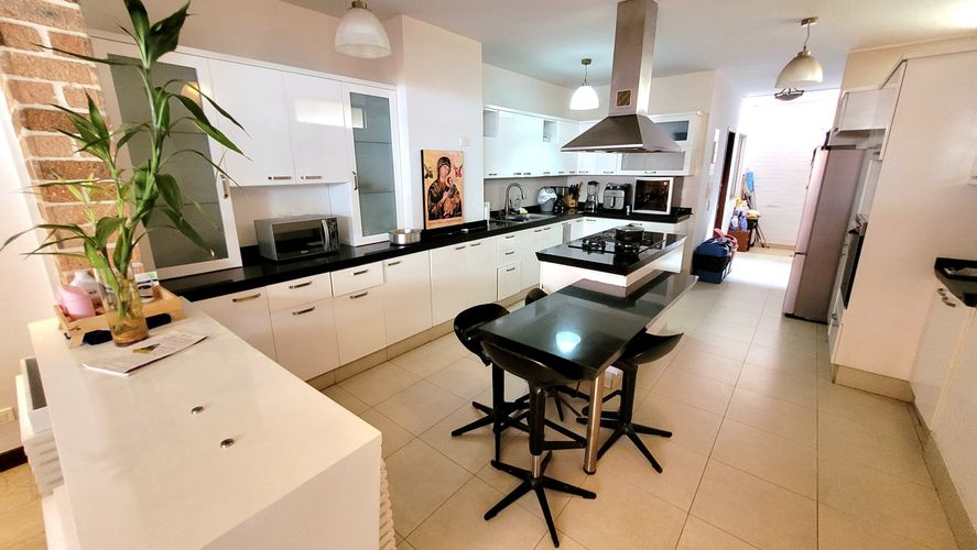 Casa de 3 alcobas en venta en Ciudad Jardin, Cali, 288 m² · foto 6 de 24