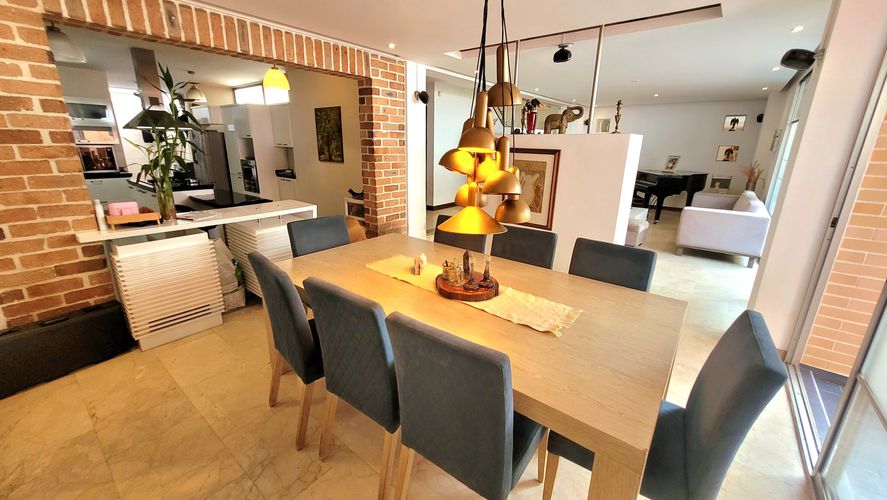 Casa de 3 alcobas en venta en Ciudad Jardin, Cali, 288 m² · foto 21 de 24