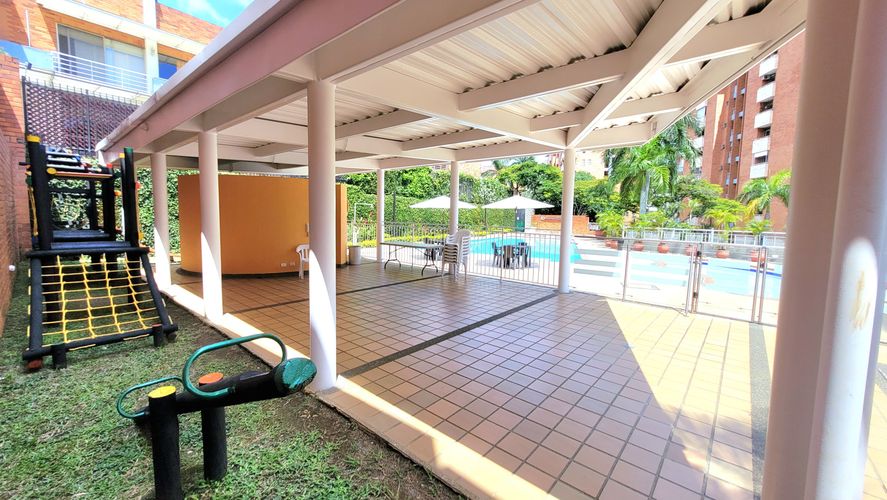 Casa de 3 alcobas en venta en Ciudad Jardin, Cali, 288 m² · foto 24 de 24