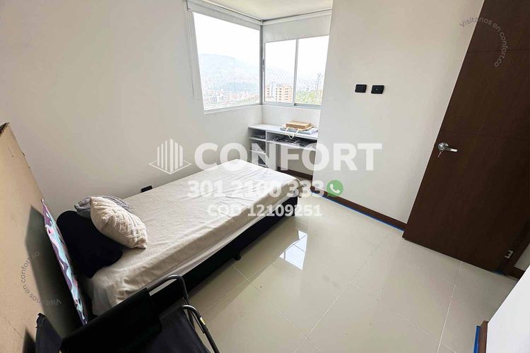 Apartamento de 2 alcobas en arriendo en Loma Del Indio, Medellín, 75 m² · foto 9 de 24