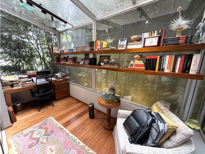 Apartamento de 3 alcobas en venta en Los Rosales, Bogotá, 418 m² · foto 9 de 24