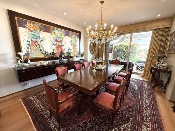 Apartamento de 3 alcobas en venta en Los Rosales, Bogotá, 418 m² · foto 6 de 24