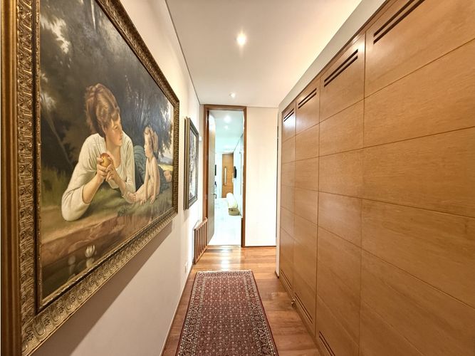 Apartamento de 3 alcobas en venta en Los Rosales, Bogotá, 418 m² · foto 24 de 24