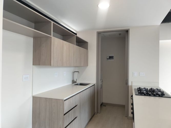 Apartamento de 1 alcoba en arriendo en El Poblado, Medellín, 76 m² · foto 5 de 11