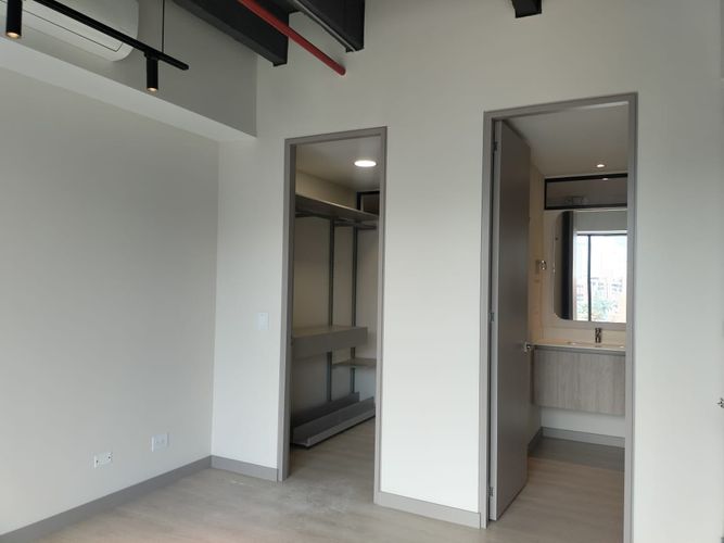 Apartamento de 1 alcoba en arriendo en El Poblado, Medellín, 76 m² · foto 7 de 11