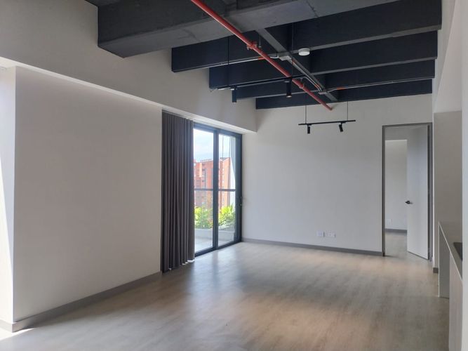 Apartamento de 1 alcoba en arriendo en El Poblado, Medellín, 76 m² · foto 3 de 11