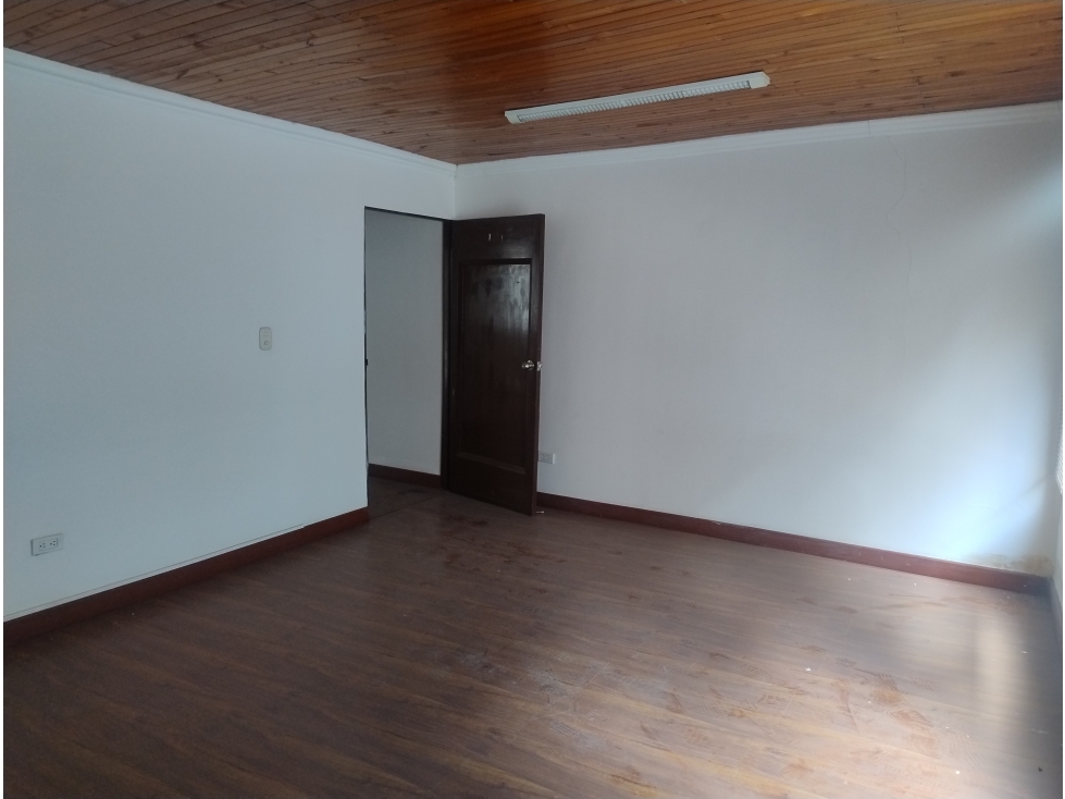 Casa en venta en Santa Barbara, Bogotá · foto 11 de 24