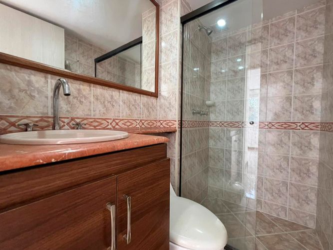 Apartamento de 3 alcobas en arriendo en El Poblado, Medellín, 83 m² · foto 15 de 17