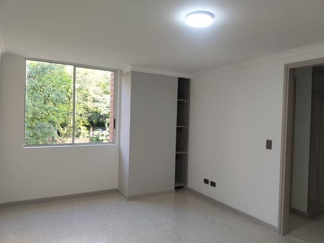 Apartamento de 2 alcobas en arriendo en Santa Maria De Los Angeles, Medellín, 67 m² · foto 3 de 15
