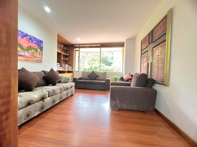Apartamento de 3 alcobas en venta en Bosque Medina, Bogotá, 220 m² · foto 3 de 24