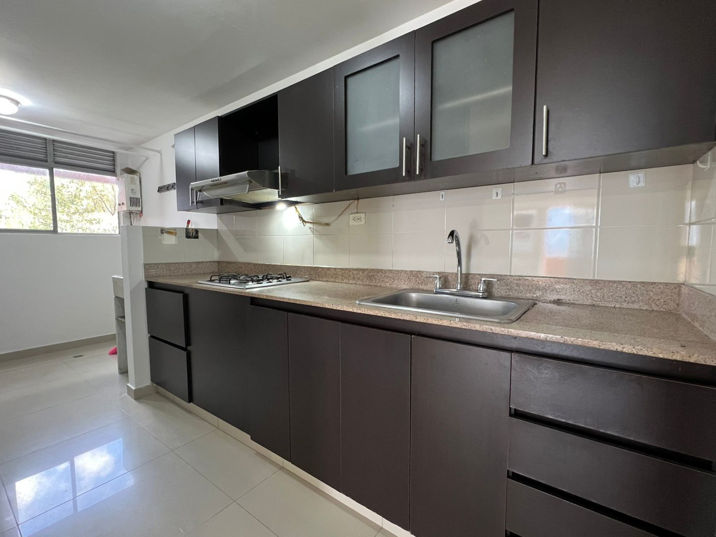 Apartamento en arriendo en Uribe Angel, Envigado · foto 4 de 16