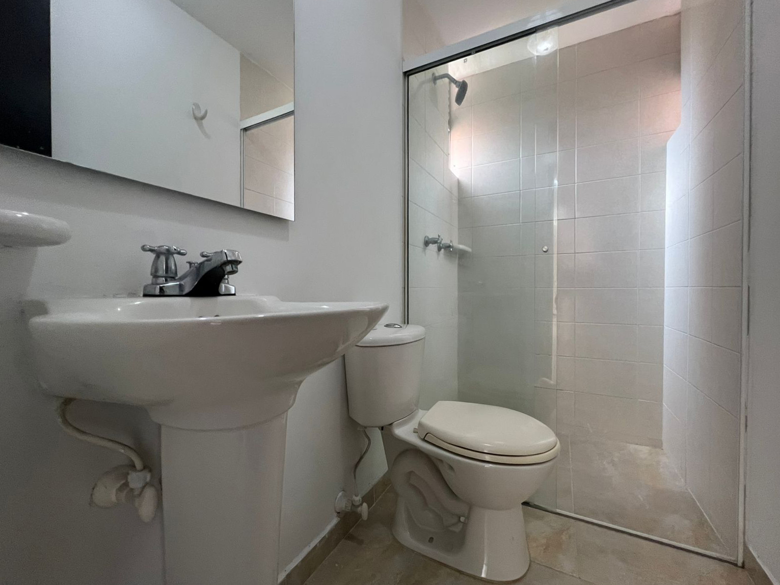 Apartamento en arriendo en Uribe Angel, Envigado · foto 16 de 16