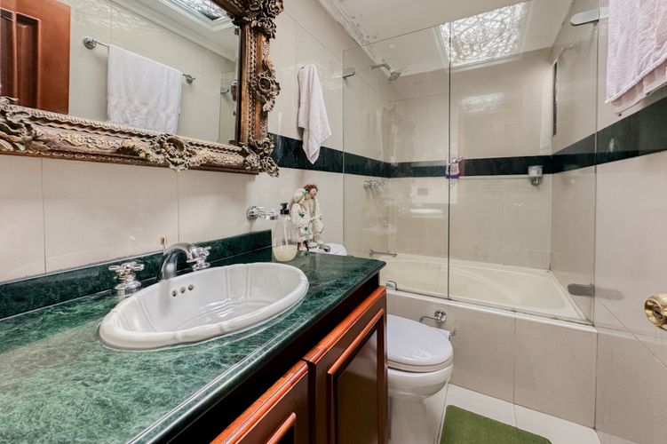 Casa de 3 alcobas en venta en Cedro Salazar, Bogotá, 120 m² · foto 17 de 20
