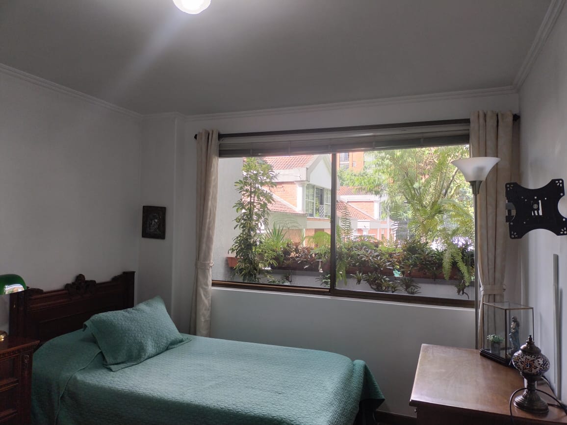 Apartamento en venta en El Poblado, Medellín · foto 12 de 17