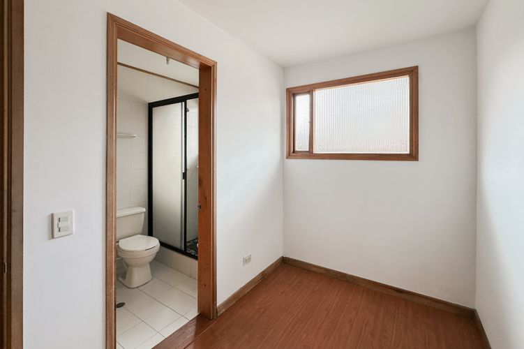 Casa de 4 alcobas en venta en San Jose De Bavaria, Bogotá, 400 m² · foto 7 de 24