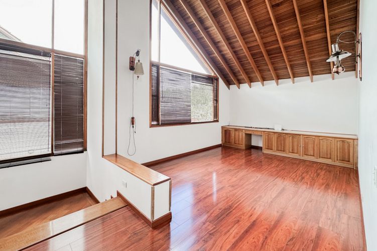 Casa de 4 alcobas en venta en San Jose De Bavaria, Bogotá, 400 m² · foto 12 de 24
