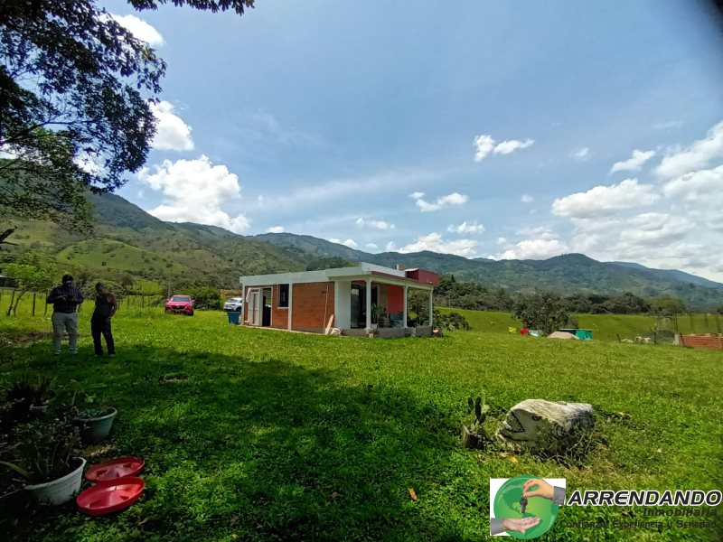 1BR House in Centro (2940 m²) for Sale - 2