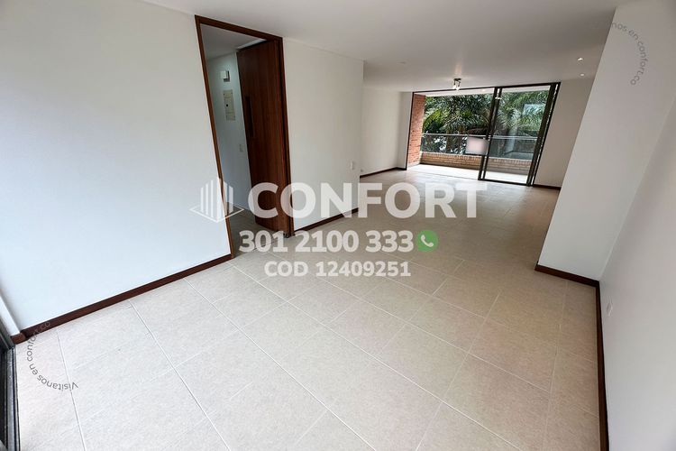 Apartamento de 3 alcobas en arriendo en Los Balsos, Medellín, 143 m² · foto 3 de 24