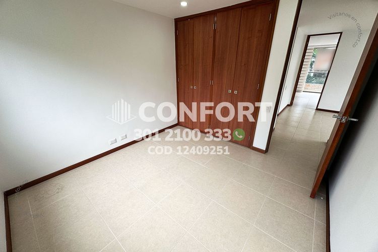 Apartamento de 3 alcobas en arriendo en Los Balsos, Medellín, 143 m² · foto 21 de 24