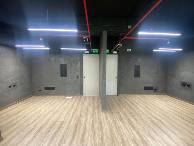 Oficina en arriendo en El Poblado, Medellín, 72 m² · foto 13 de 18