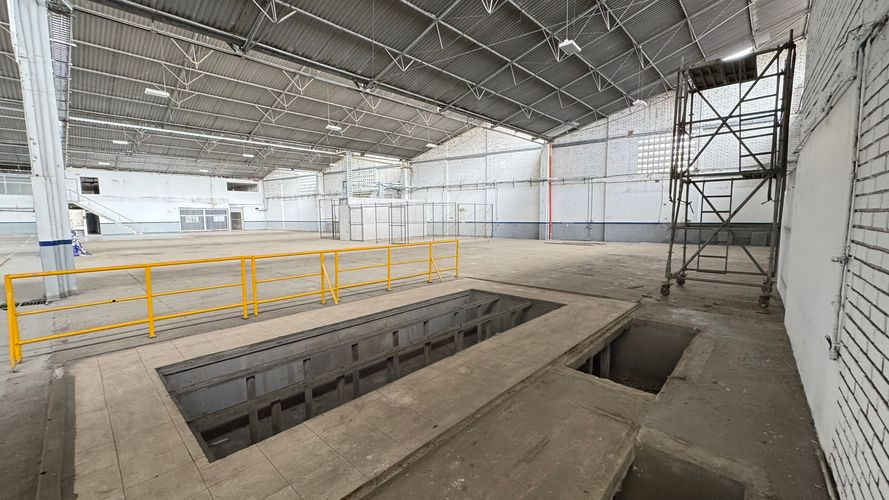 Bodega en arriendo en Las Delicias, Cali, 2352 m² · foto 22 de 24
