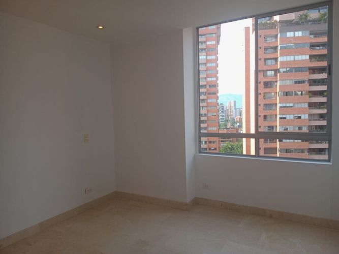 Apartamento de 3 alcobas en arriendo en El Poblado, Medellín, 180 m² · foto 16 de 20