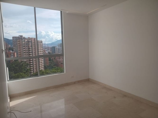 Apartamento de 3 alcobas en arriendo en El Poblado, Medellín, 180 m² · foto 12 de 20