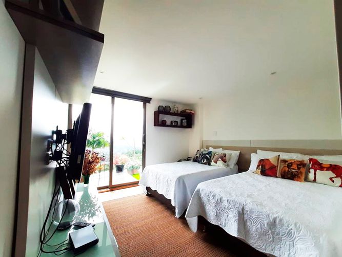 Casa de 3 alcobas en venta en El Retiro, 300 m² · foto 11 de 19