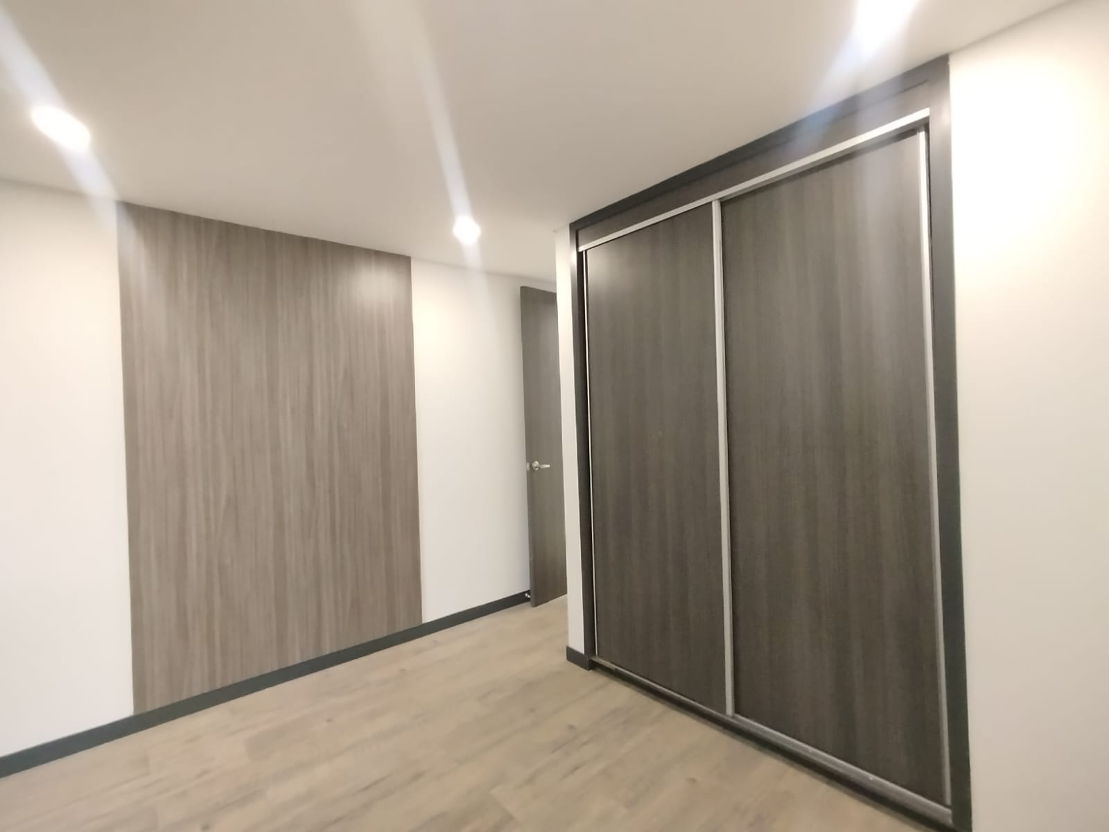 Apartamento en venta en Pinares, Pereira · foto 13 de 18