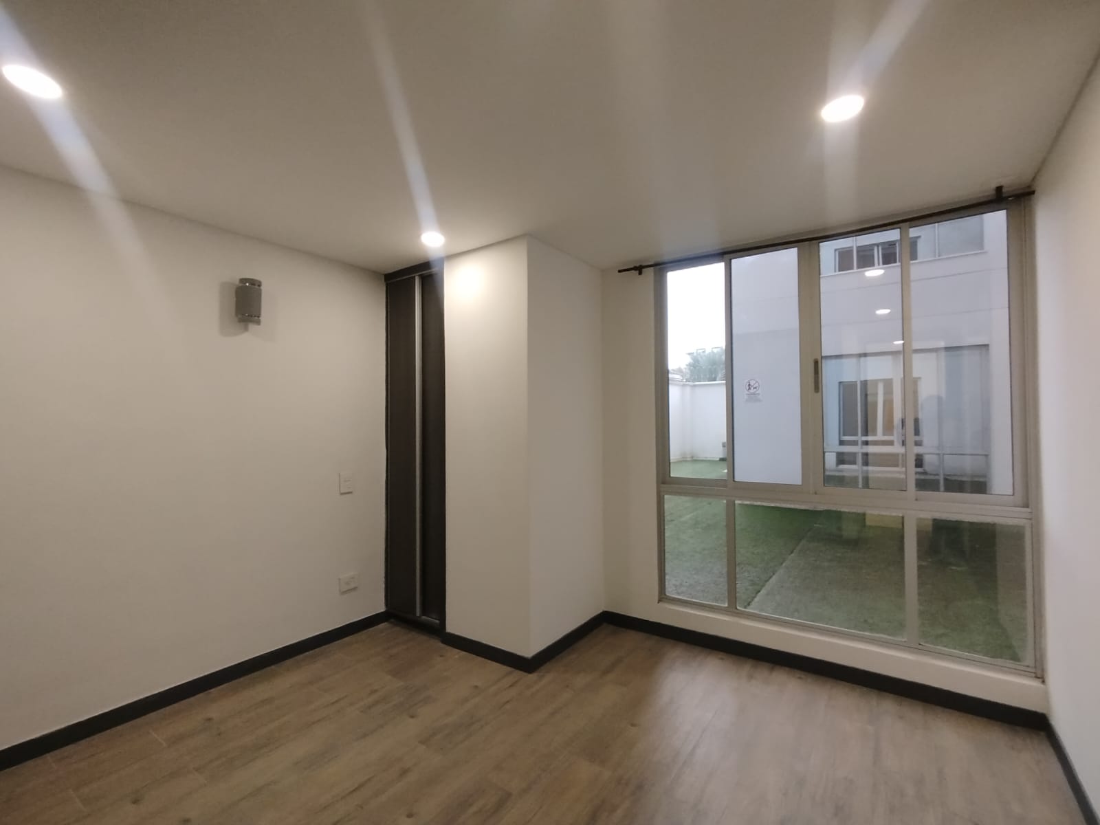 Apartamento en venta en Pinares, Pereira · foto 8 de 18