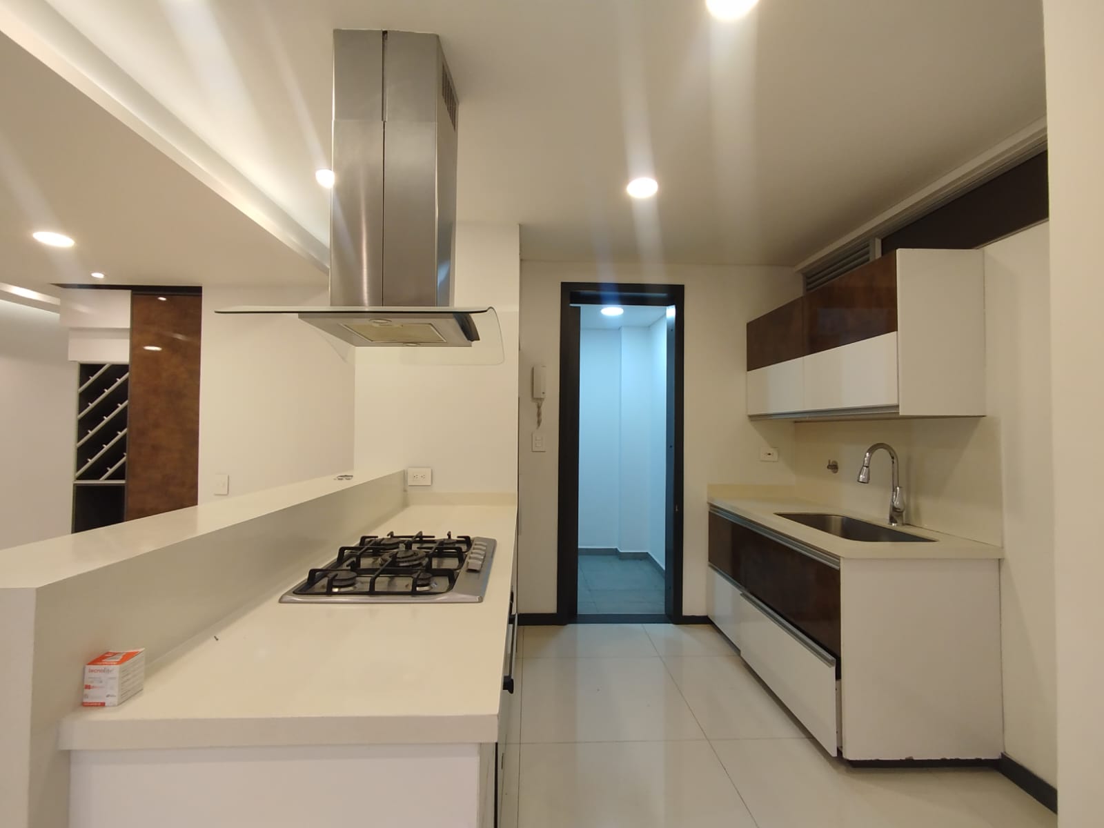 Apartamento en venta en Pinares, Pereira · foto 6 de 18