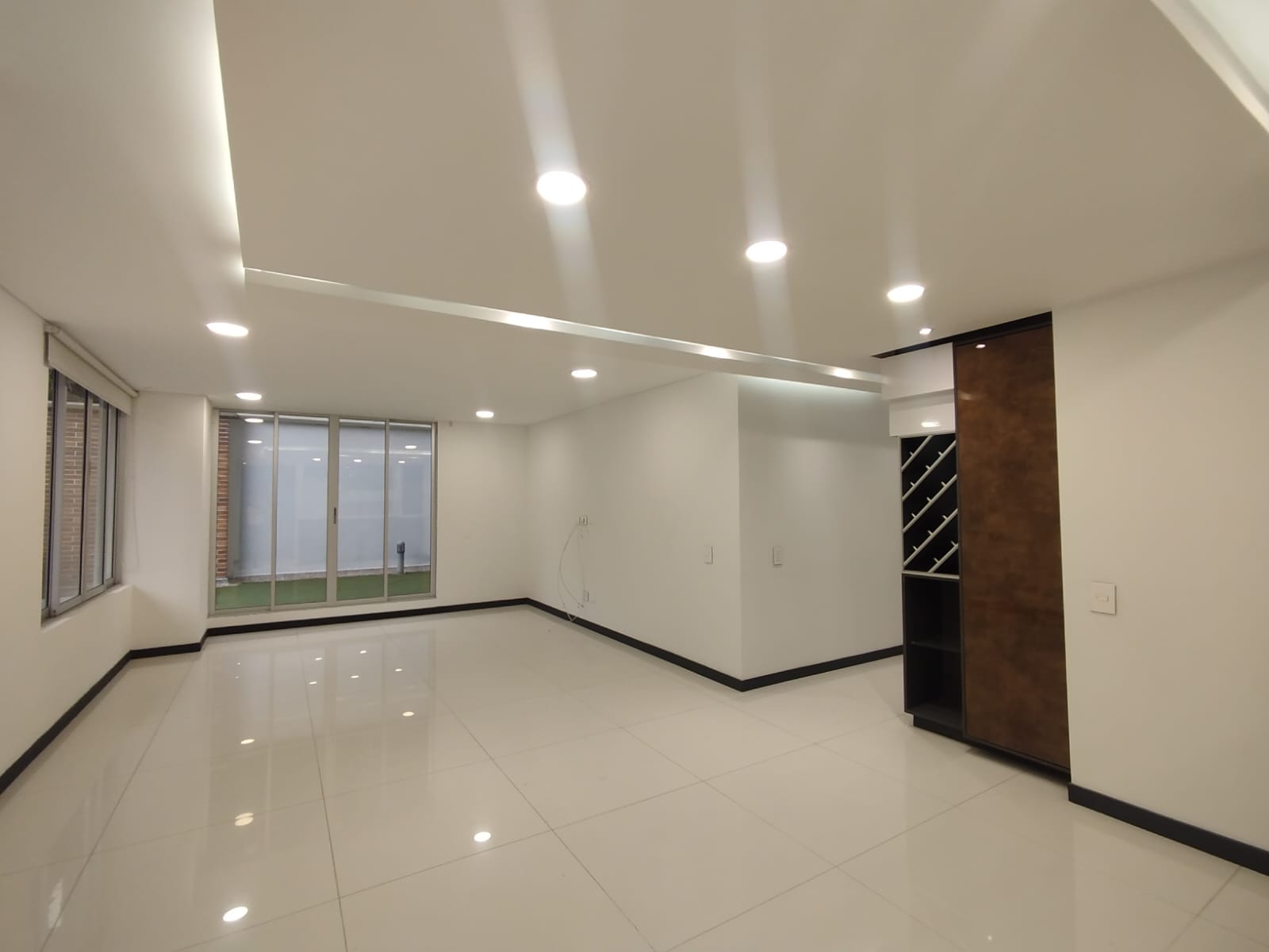 Apartamento en venta en Pinares, Pereira · foto 2 de 18