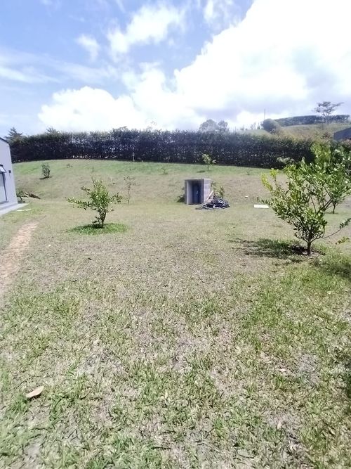 Casa de 5 alcobas en venta en El Carmen de Viboral · foto 5 de 24