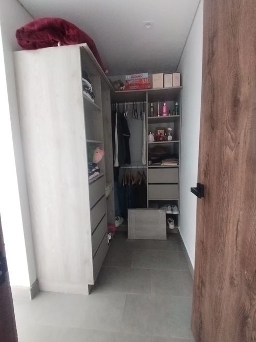 Casa de 5 alcobas en venta en El Carmen de Viboral · foto 13 de 24