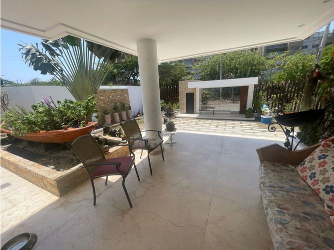 Casa en venta en Lagos Del Caujaral, Atlántico · foto 2 de 15