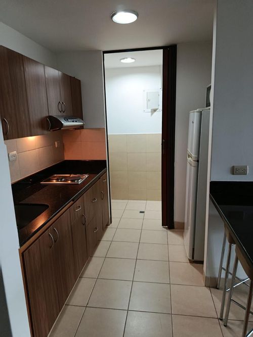 Apartamento en arriendo en Milla De Oro, Medellín · foto 2 de 7