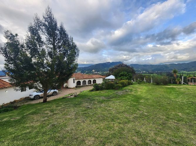 Casa de 3 alcobas en venta en La Violeta, Sopó · foto 2 de 22