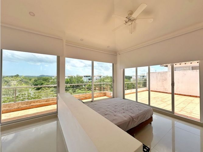 Apartamento de 2 alcobas en venta en Condominio Laguna Club, Cartagena, 145 m² · foto 9 de 11
