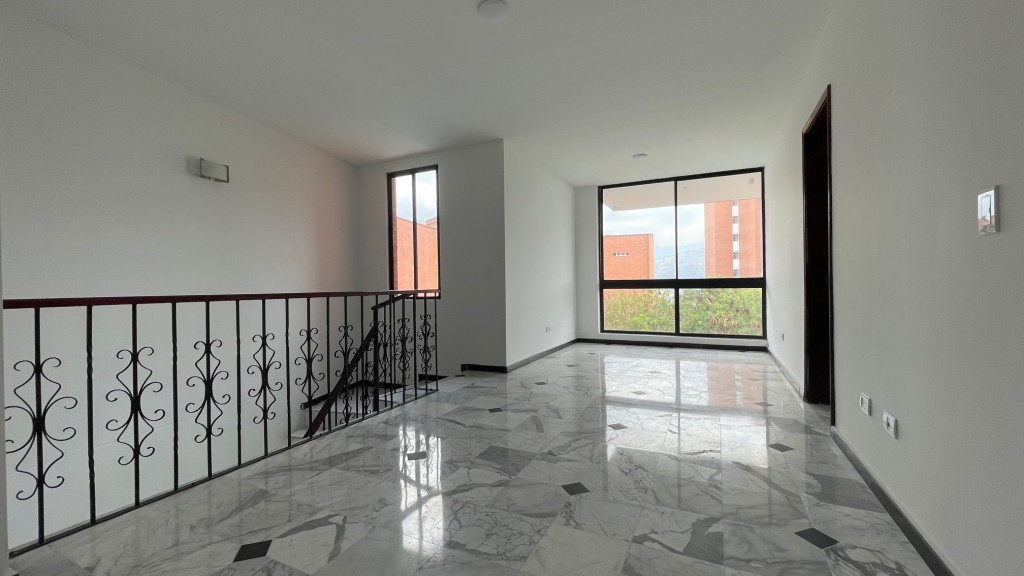 Apartamento en venta en La Arboleda, Cali · foto 8 de 21