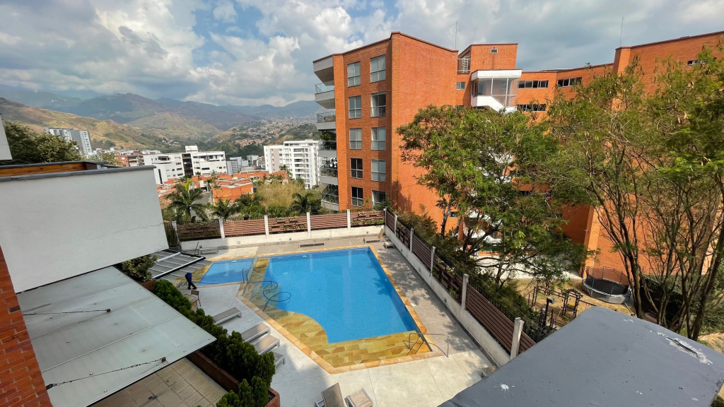 Apartamento en venta en La Arboleda, Cali · foto 17 de 21