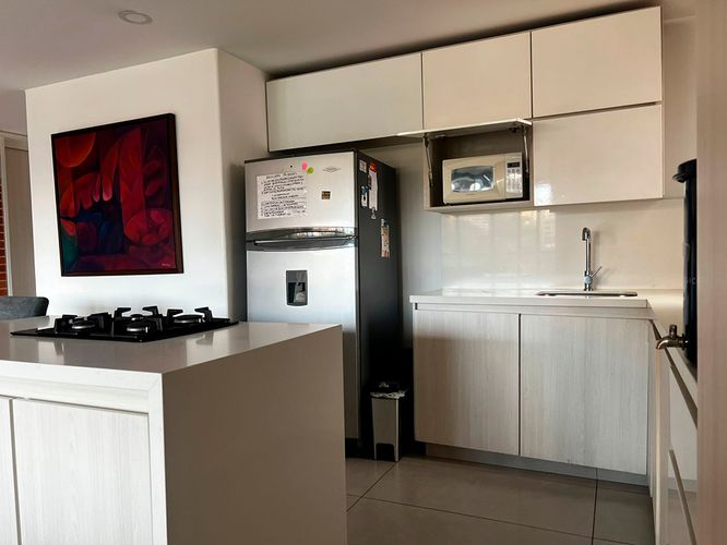 Apartamento de 3 alcobas en arriendo en Cumbres, Envigado, 102 m² · foto 9 de 16